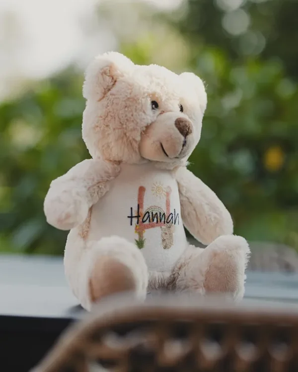 Bamse med navn og fødselsdag. Personlig gave til børn